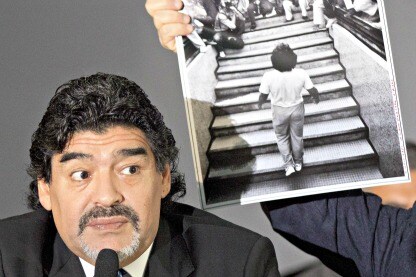 diego maradona a napoli