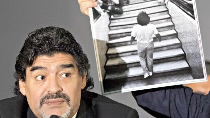 diego maradona a napoli