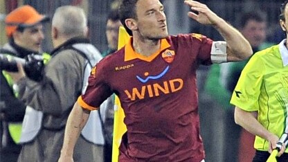 francesco totti della roma nuovo record
