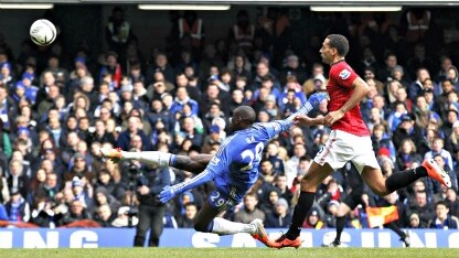 demba ba al tiro