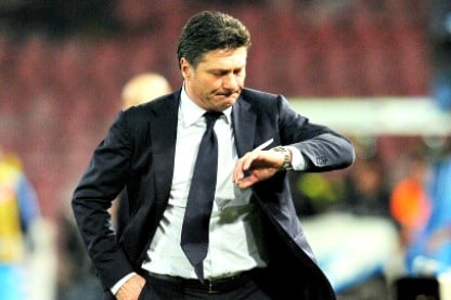mazzarri allo stadio san paolo di napoli