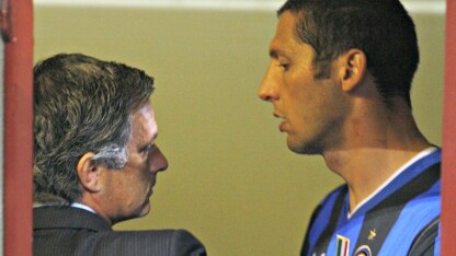 mourinho accanto a materazzi all'inter