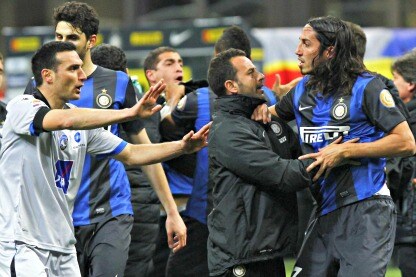 schelotto a fine gara con l'Atalanta