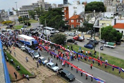lo striscione srotolato dai tifosi uruguaiani