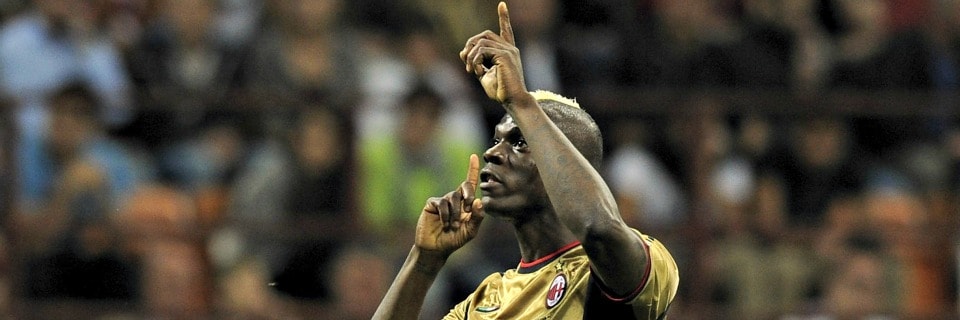 mario balotelli zittisce i tifosi