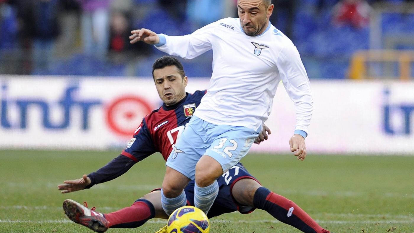 il calciatore della lazio si ritira