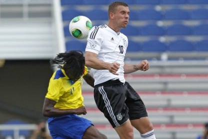 lukas podolski in attacco