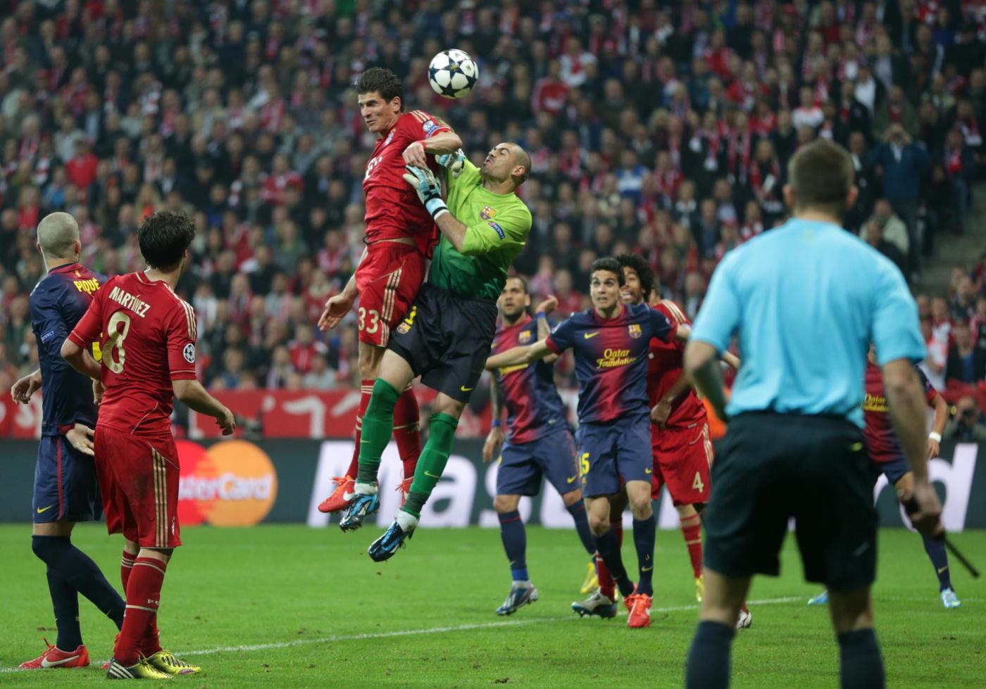 il portiere del barcellona verso il monaco