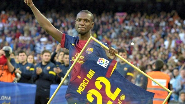 abidal dice addio al suo pubblico