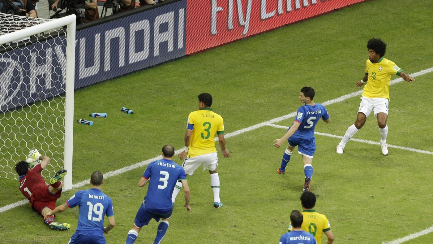 chiellini giaccherini neymar dante fred