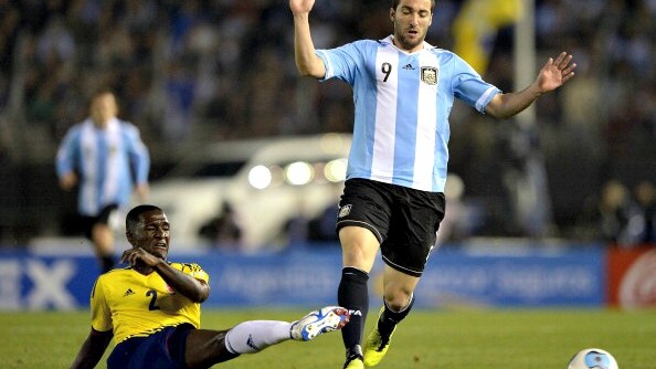higuain in azione