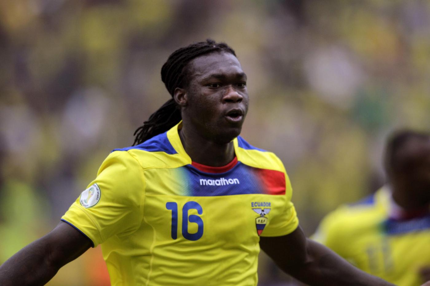 il genoa segue l'ecuadoreno e briand
