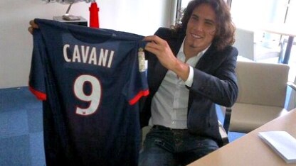 edinson cavani con la maglia del psg