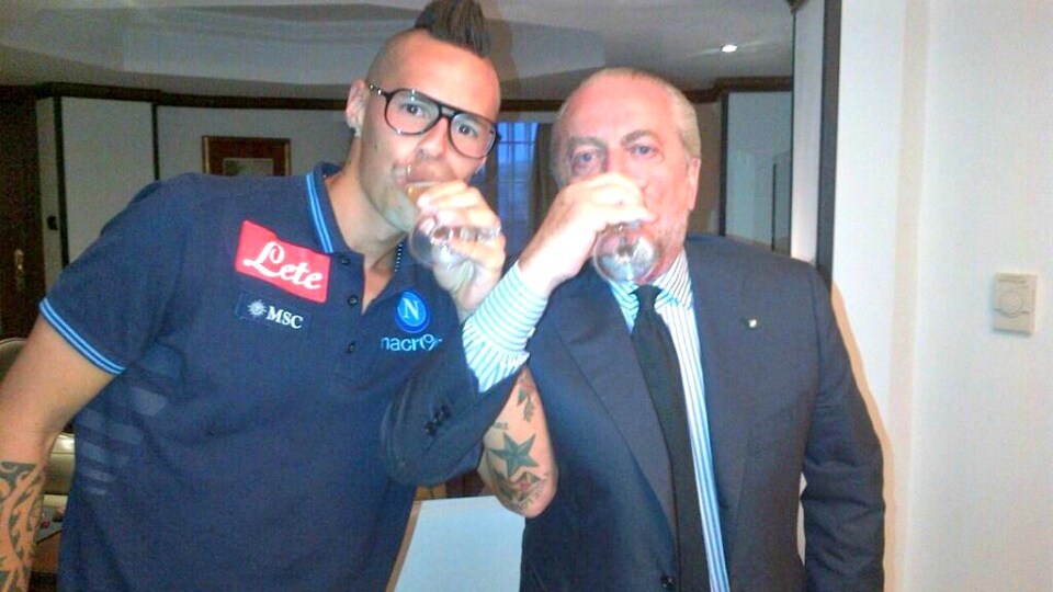 hamsik e de laurentiis brindisi