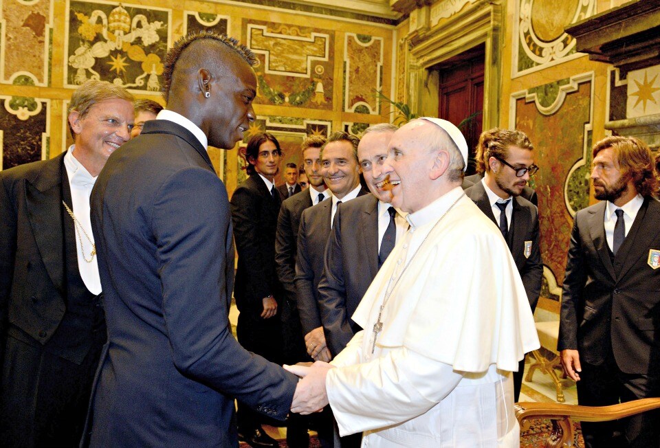 balotelli e papa francesco