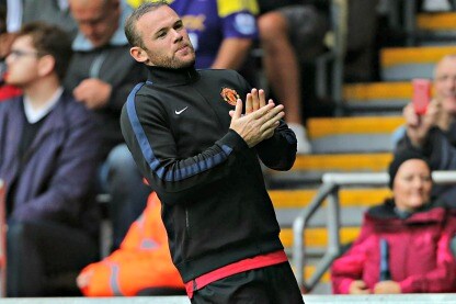 wayne rooney riscaldamento