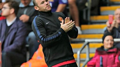 wayne rooney riscaldamento