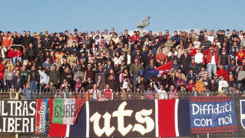 supporter rossoblu
