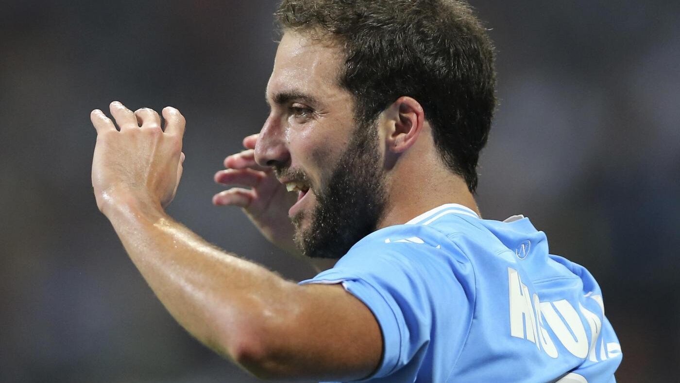 Calcio: Tevez, Higuaìn e Rossi le stelle delle figurine Panini