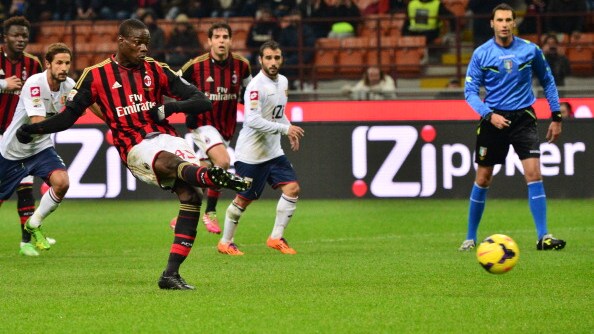 balotelli sbaglia il rigore contro il genoa