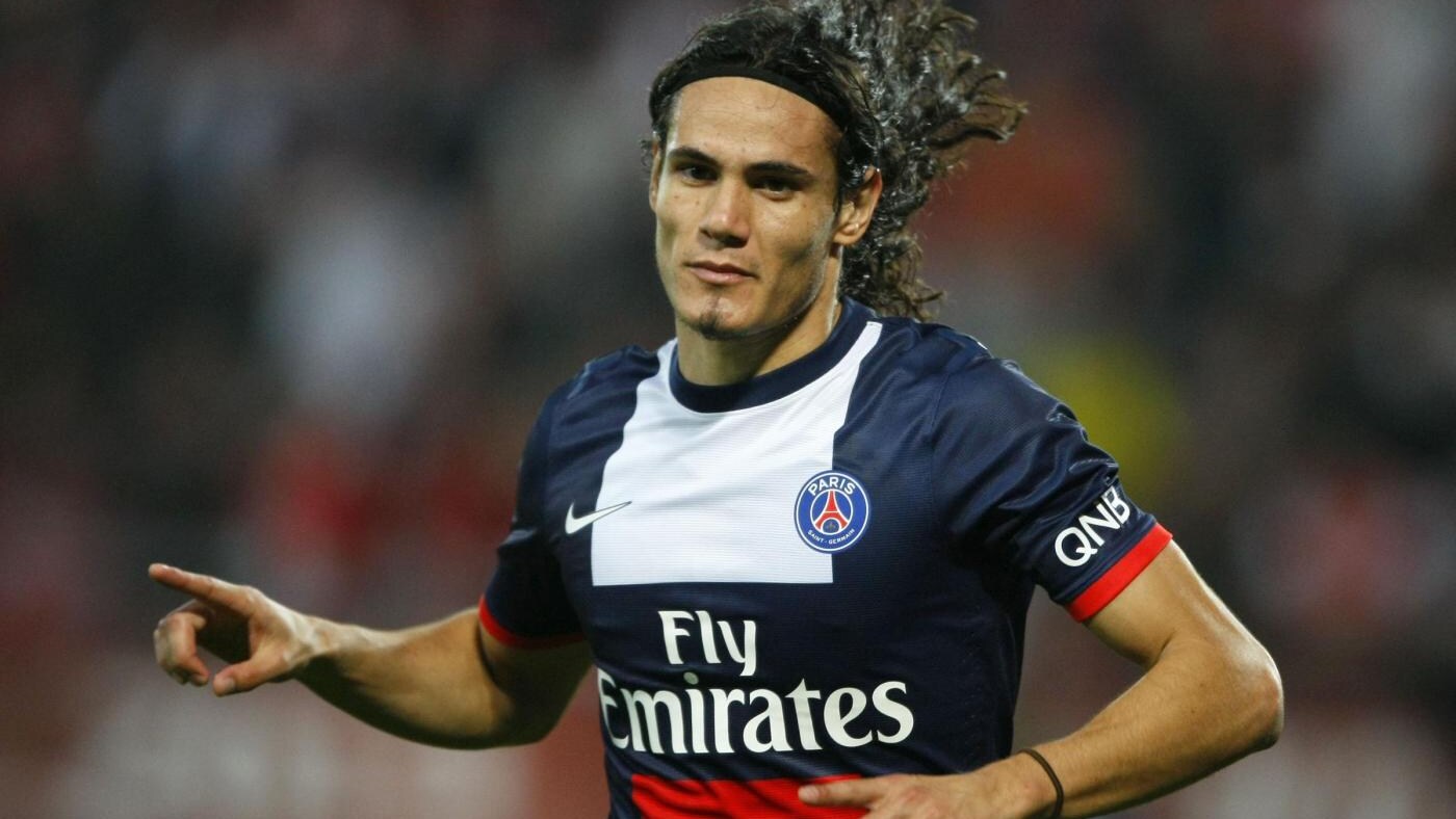 PSG-Lorient 4-0: Cavani, Lucas e Mènez riportano in testa Blanc