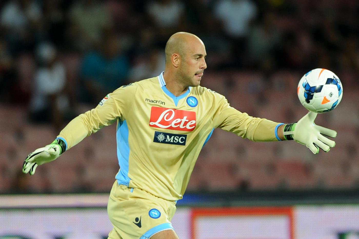 Napoli, il papà di Reina: &quot;Mio figlio doveva andare al Barcellona&quot;