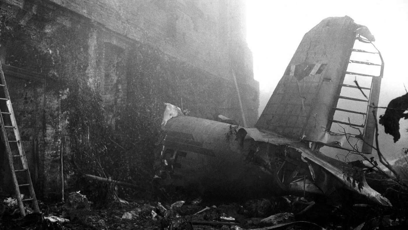 l'ironia macabra del grillino: superga rossonera