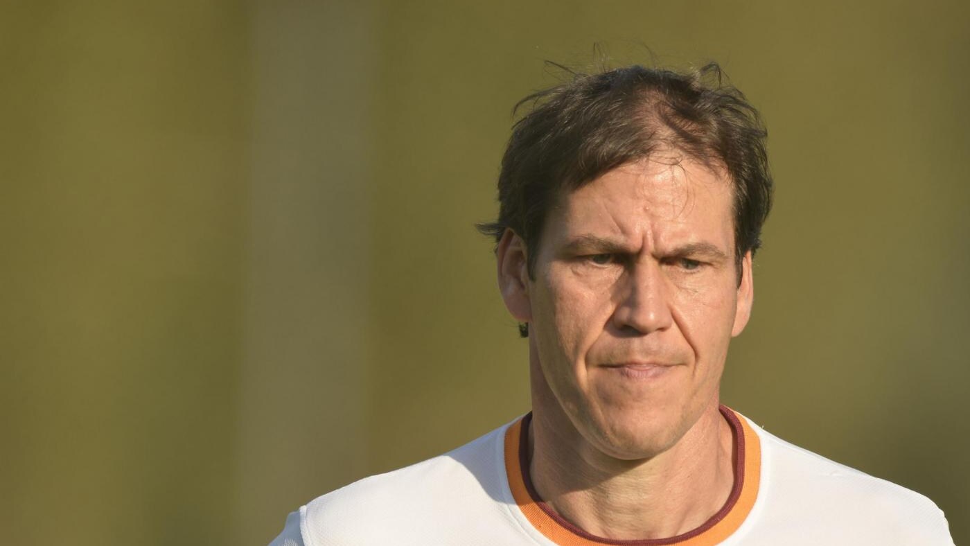 Roma-Catania, Garcia cambia modulo