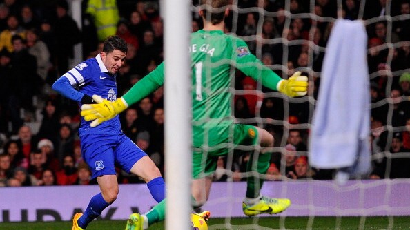 Premier League 2013/2014, 14/a giornata: l'Everton batte il Manchester United