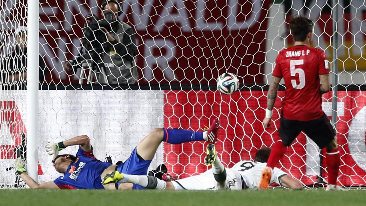 united e arsenal su mandzukic