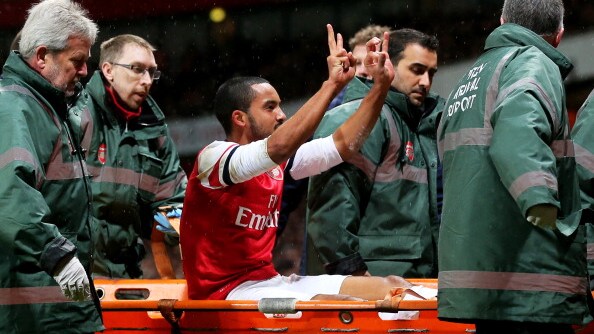 walcott infortunato in arsenal tottenham