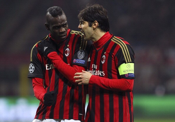 Balotelli spalla