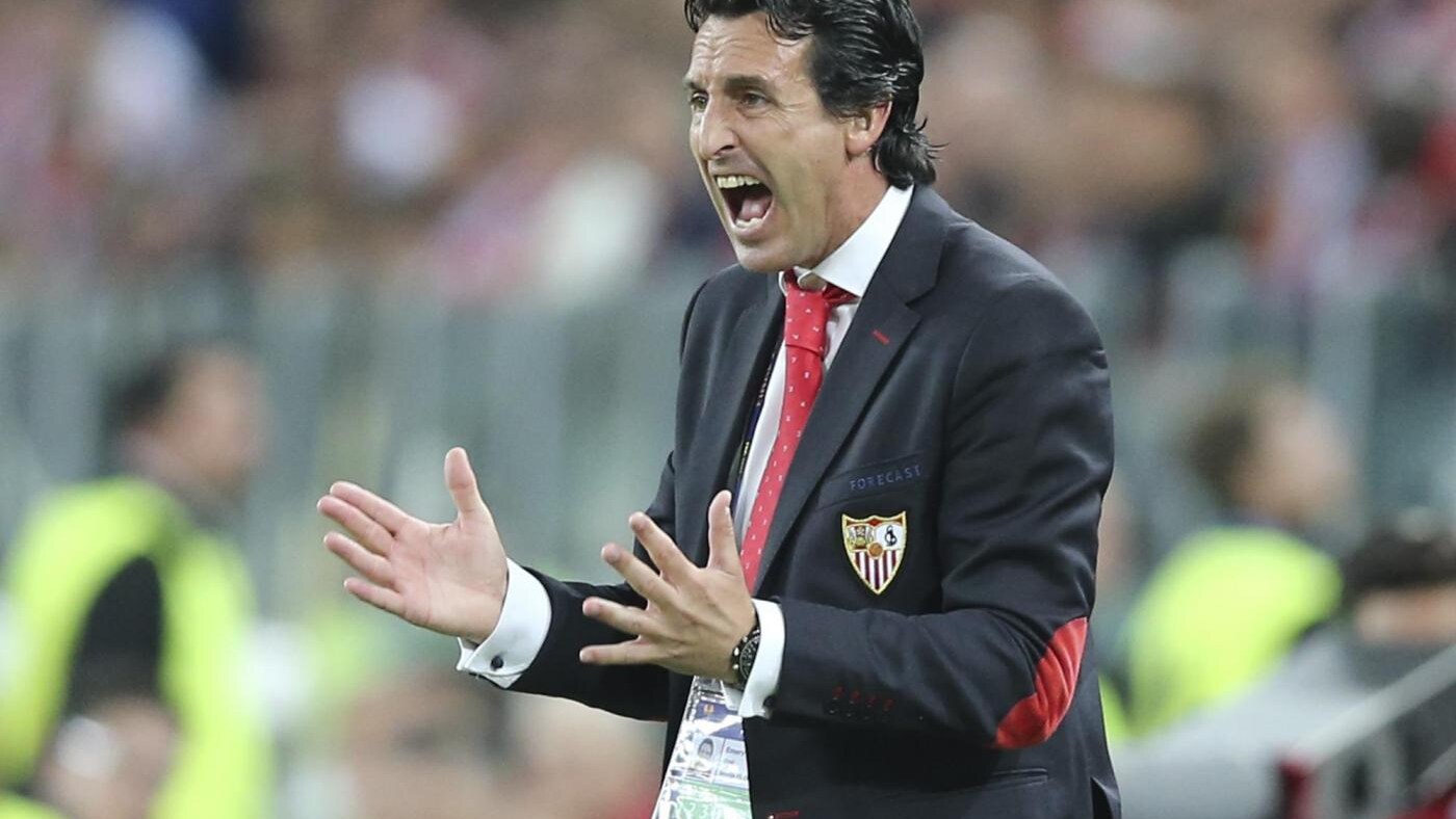 il milan pensa al tecnico del siviglia