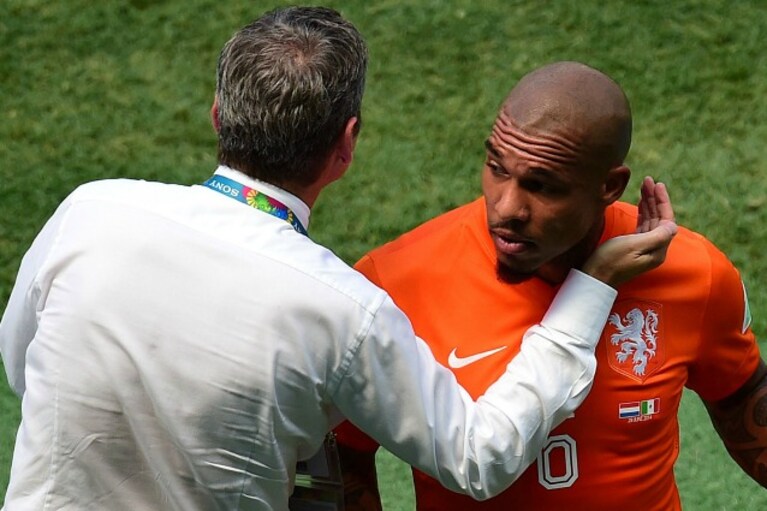 infortunio per nigel de jong