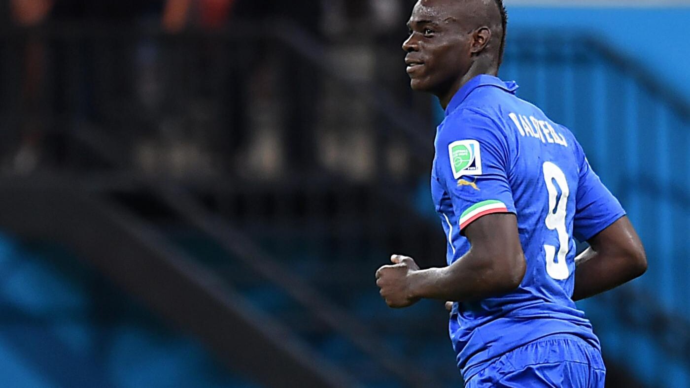 Balotelli castiga l'Inghilterra: "2-1 e zitti!"