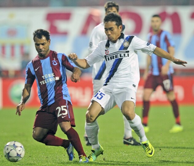 Nagatomo contro Alanzinho