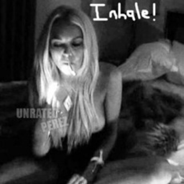 lindsay lohan foto a seno nudo