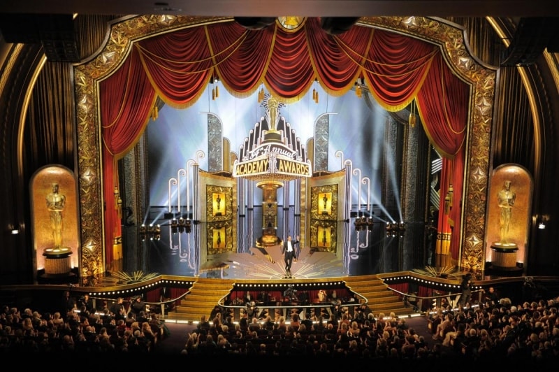 Lo-show-di-apertura