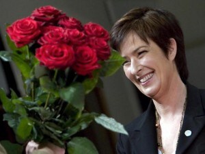 rosa di stoffa per la festa della mamma