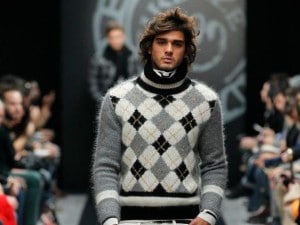 Lo stilista Ermanno Scervino presenta in passerella l'uomo Rock Royal