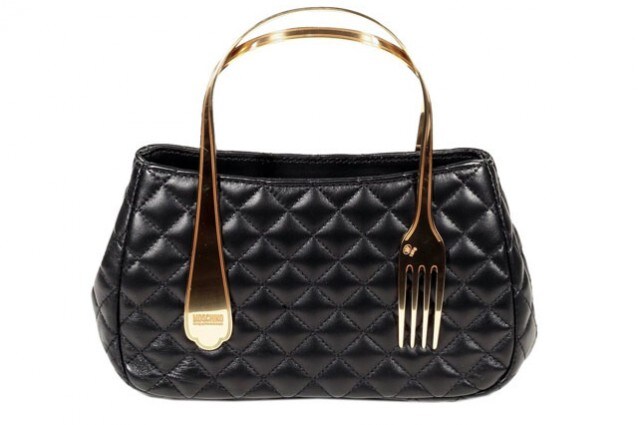 le-borse-più-strane-per-l'estate-2012-moschino