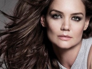 La rinascita di Katie Holmes, testimonial per Alterna