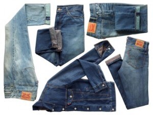 Levi's lancia i jeans ecologici realizzati con i rifiuti di plastica