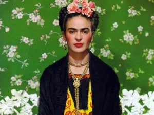"L'apparenza inganna", l'arte di Frida Kahlo attraverso i suoi vestiti