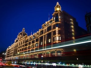 Harrods, blocco dei cantieri per la nuova apertura in Italia
