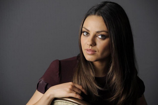 Copia il look di Mila Kunis con abiti e accessori low cost