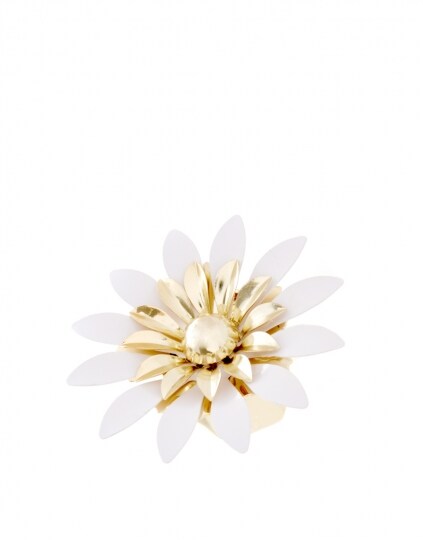 anello-con-fiore-bianco-asos
