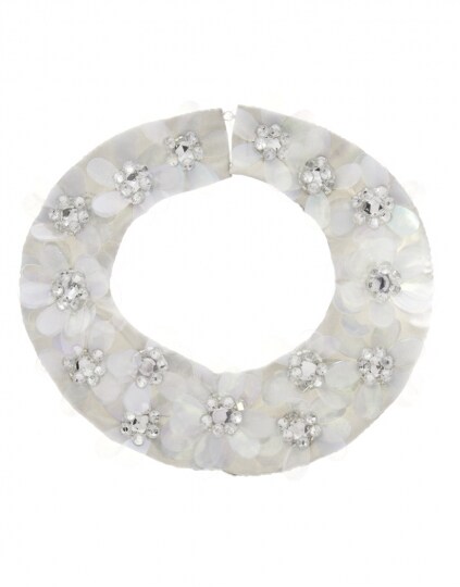 colletto-con-petali-trasparenti-e-pietre-di-asos