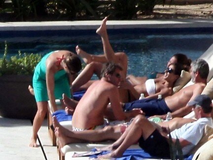 elisabetta canalis e george clooney al mare