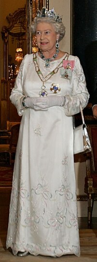regina-elisabetta-cerimonia-ufficiale
